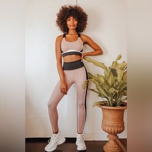 All Fenix Ivy Workout Set - Size: Top Small | Botton XS - Like New!